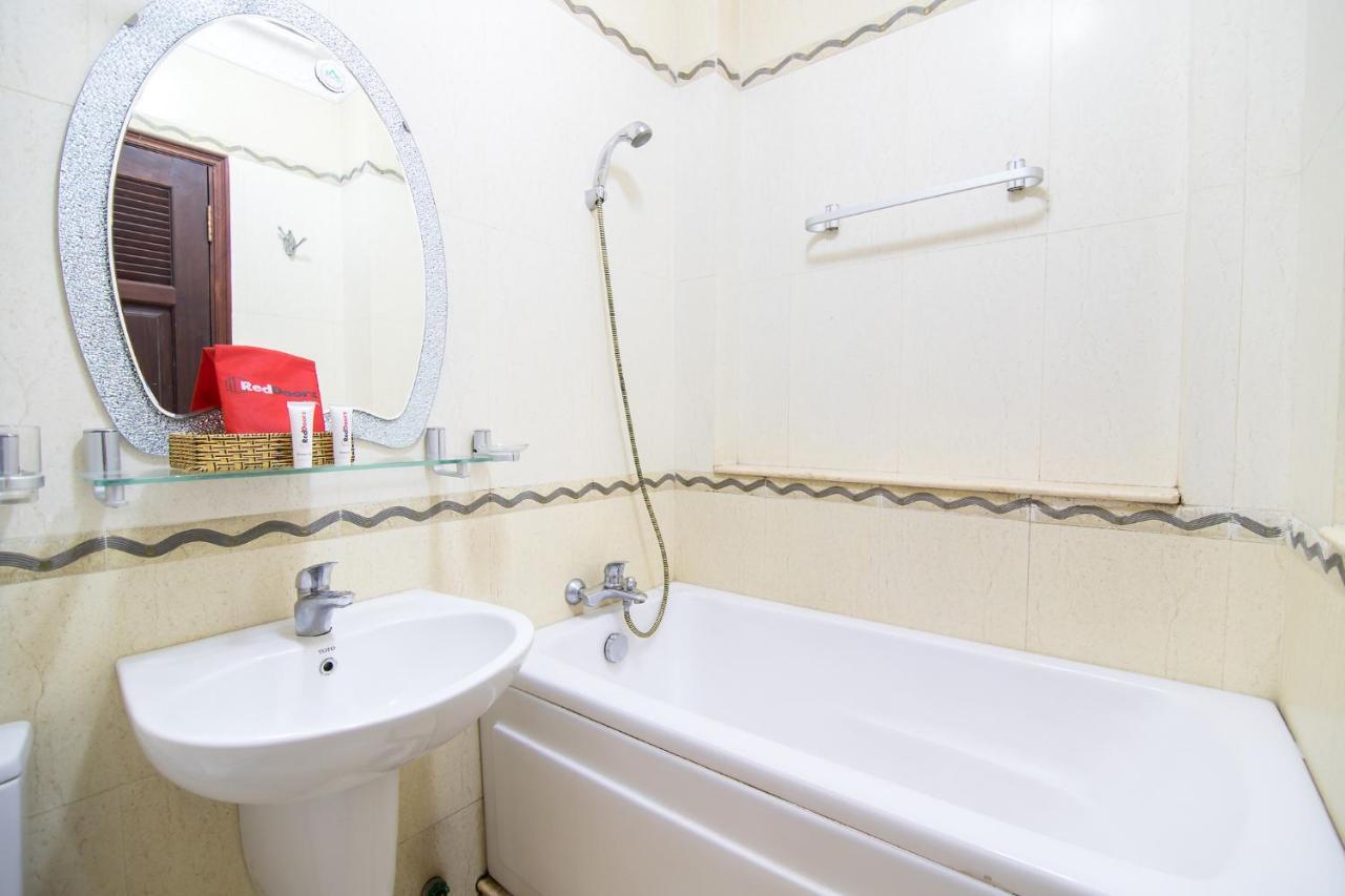Reddoorz Near Pico Plaza Cong Hoa Otel Ho Şi Min Dış mekan fotoğraf