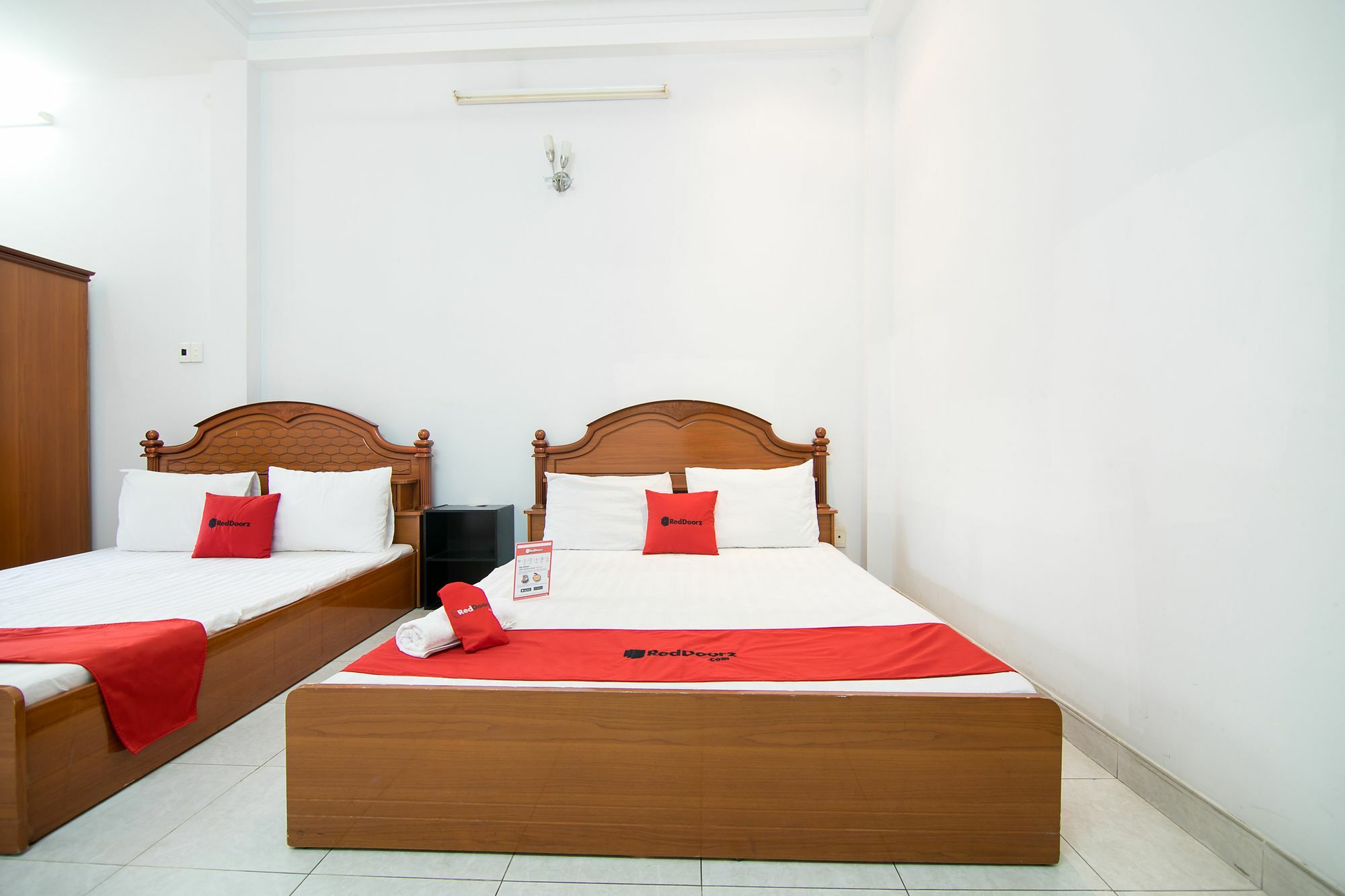 Reddoorz Near Pico Plaza Cong Hoa Otel Ho Şi Min Dış mekan fotoğraf