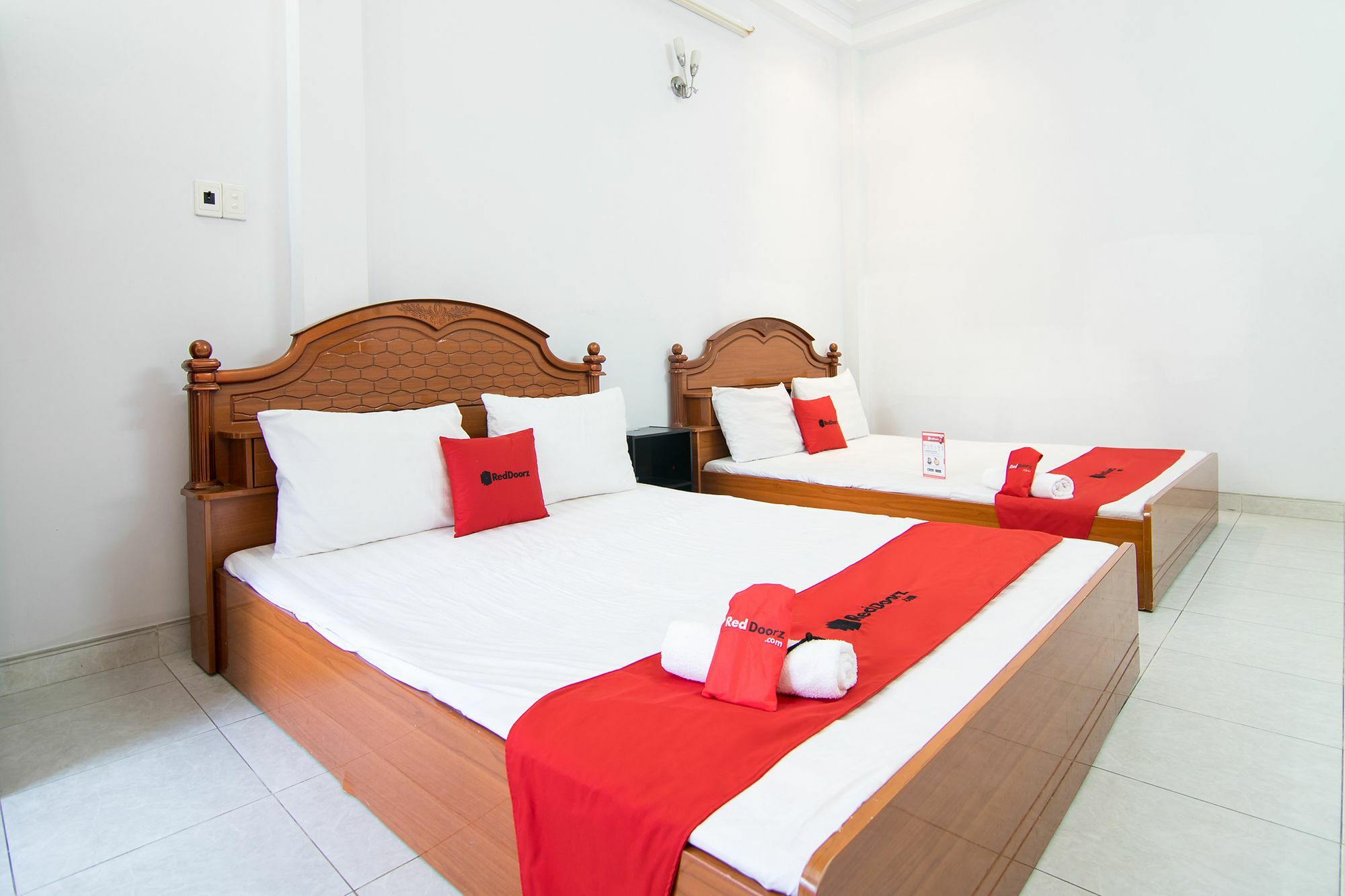 Reddoorz Near Pico Plaza Cong Hoa Otel Ho Şi Min Dış mekan fotoğraf