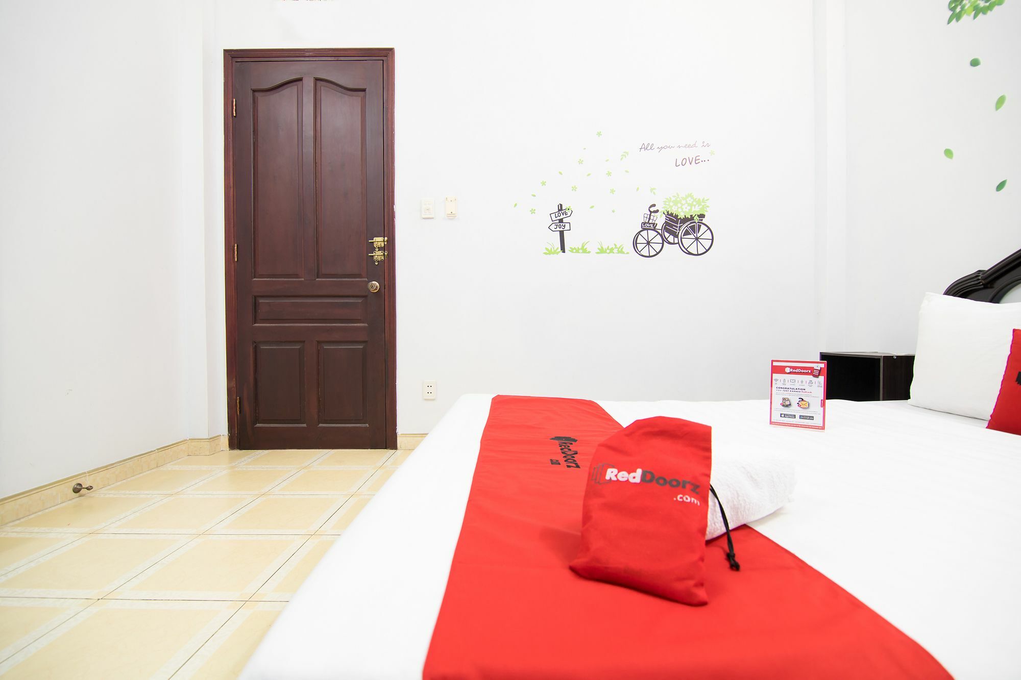 Reddoorz Near Pico Plaza Cong Hoa Otel Ho Şi Min Dış mekan fotoğraf