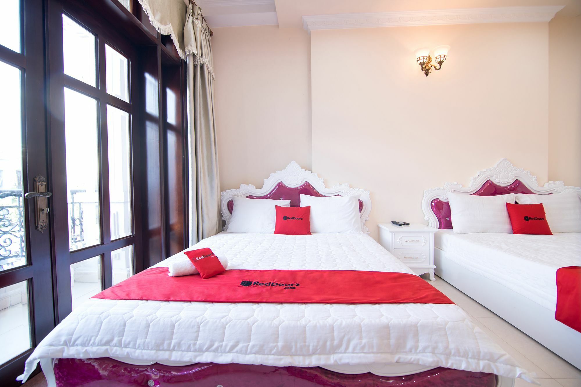 Reddoorz Near Pico Plaza Cong Hoa Otel Ho Şi Min Dış mekan fotoğraf