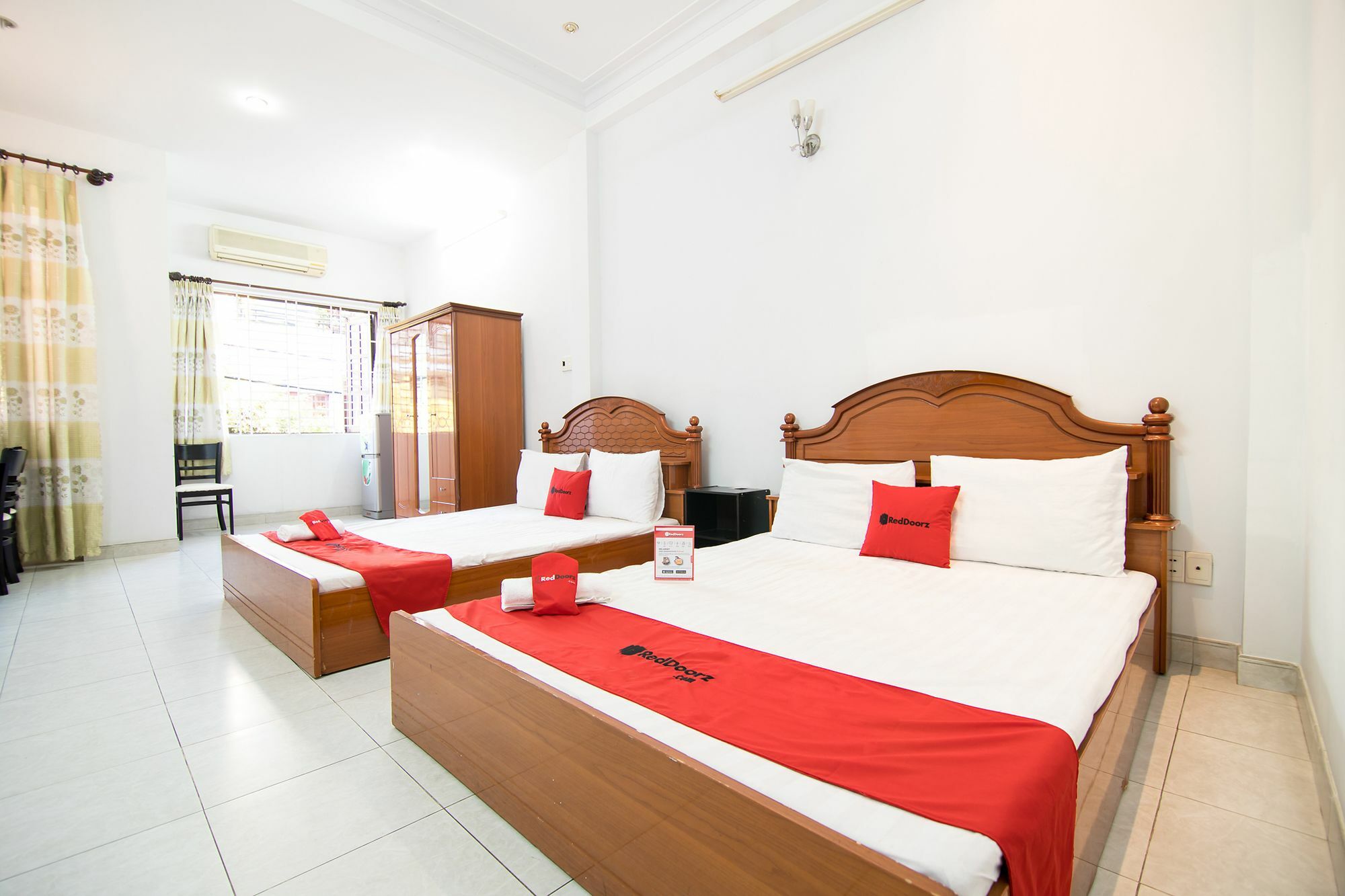 Reddoorz Near Pico Plaza Cong Hoa Otel Ho Şi Min Dış mekan fotoğraf