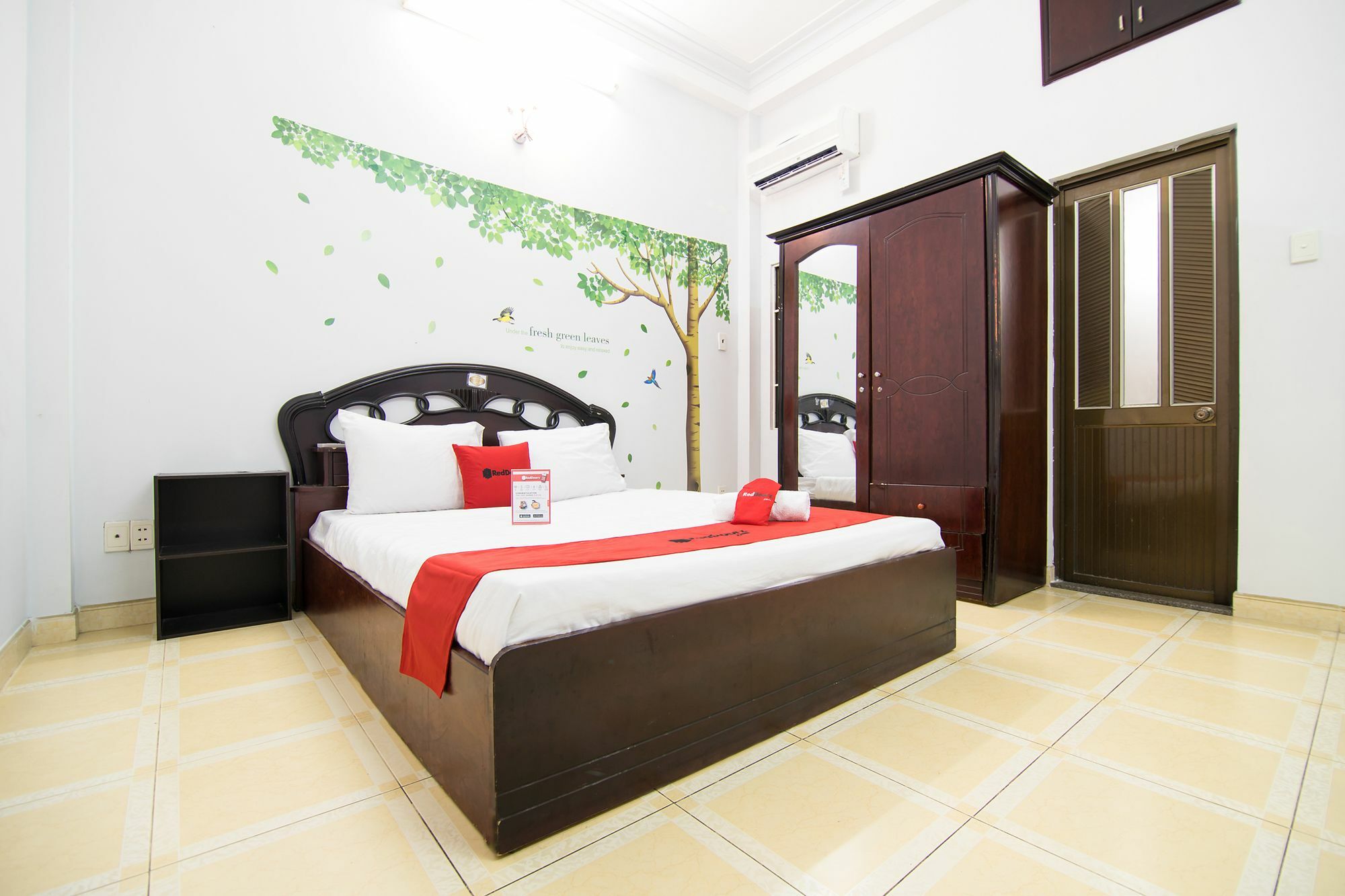 Reddoorz Near Pico Plaza Cong Hoa Otel Ho Şi Min Dış mekan fotoğraf